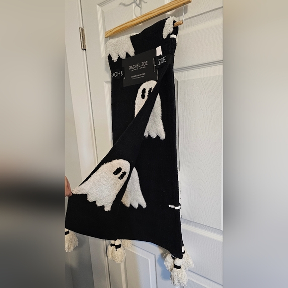 🔥👻 Rachel Zoe Viral Ghost Throw Blanket 50" x 60" NWT Black and White - Picture 4 of 5